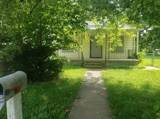 230 NE Woodruff Ave, Topeka, KS 66616