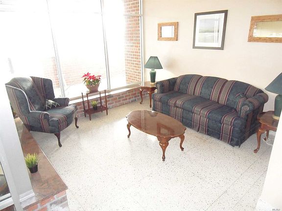 2nd image of 125 Beach 124th St APT 2E