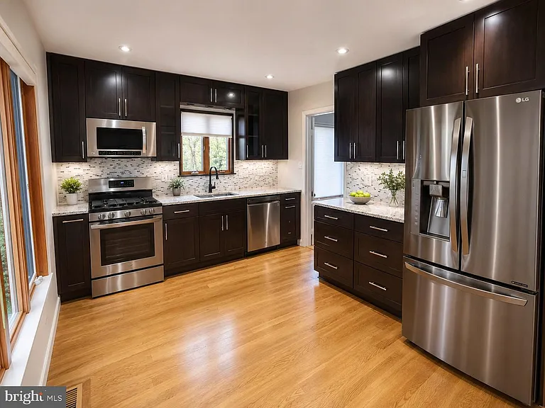 3615 Devilwood Ct — Photo 5
