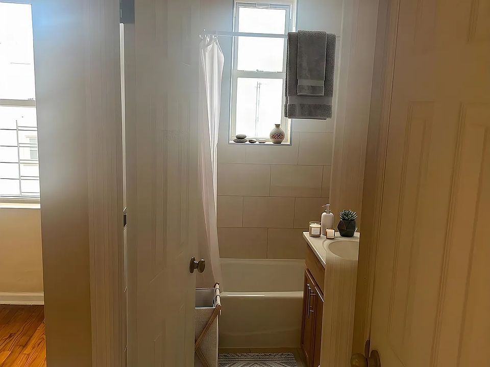 2nd image of 8025 Parsons Blvd APT C24