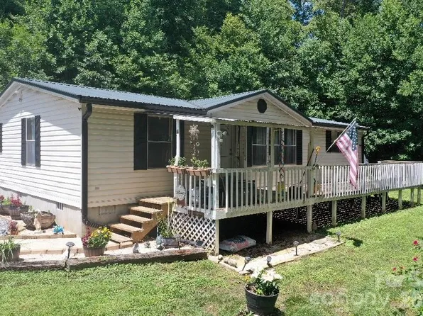 7 Warblers Nest, Swannanoa, NC 28778