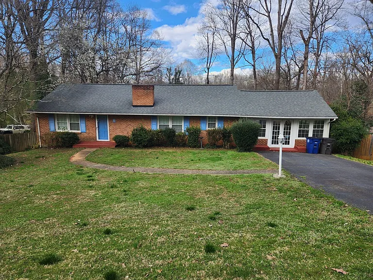 33 Edith Ave — Photo 16