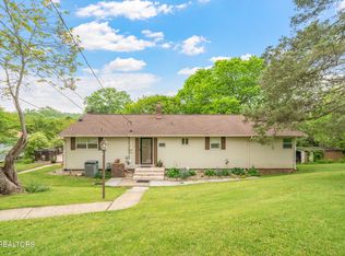 113 Paine Ln, Oak Ridge, TN 37830