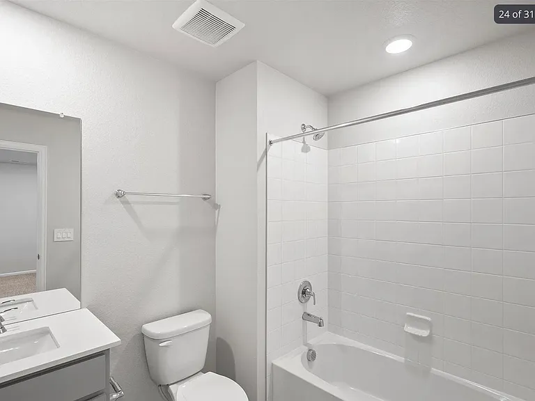 1590 Riverplace Dr #4 — Photo 20