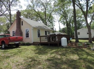 128 Clinton Dr, North Kingstown, RI 02852