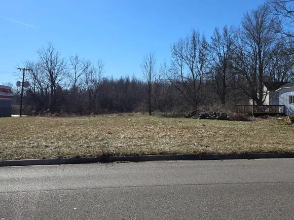 510 Cherry St, Blanchester, OH 45107