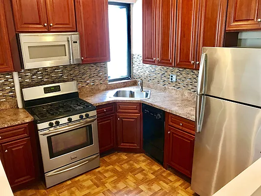 Rented by Voro, LLC | media 7