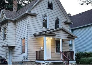 7 8th St, Rochester, NY 14609