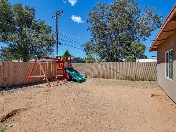5th image of 3758 E Ellington Pl