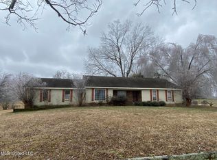 2949 W Commerce St, Hernando, MS 38632