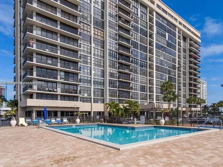 2017 S Ocean Dr #1107 — Photo 30