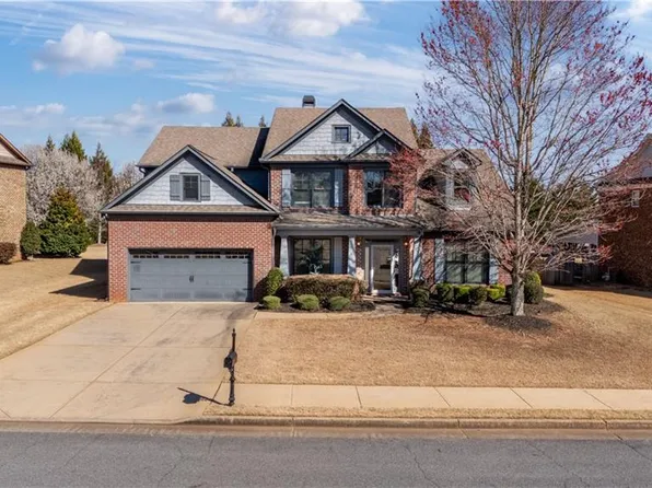 6202 Stillwater Pl, Flowery Branch, GA 30542