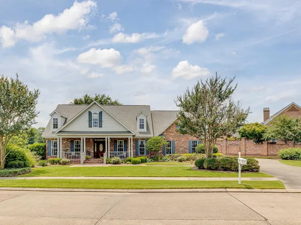 23 Waters Edge Dr, Monroe, LA 71203