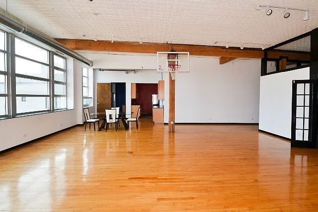 2412 W North Ave #R5 — Photo 7