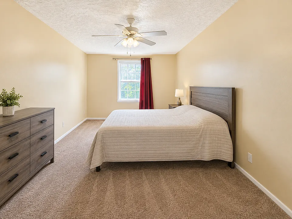 606 Pine Tree Trl #3
