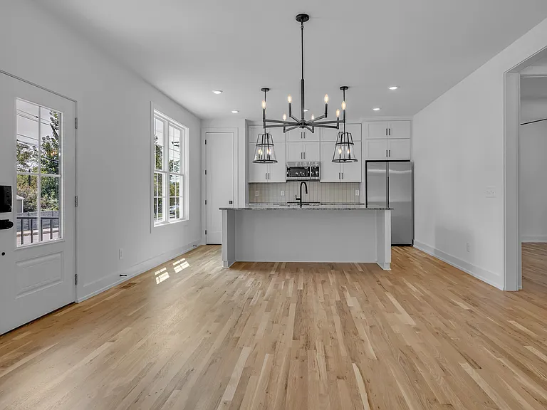 1408 Lawrence St — Photo 3