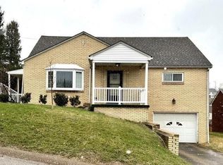 101 Sellitti Ln, Weirton, WV 26062