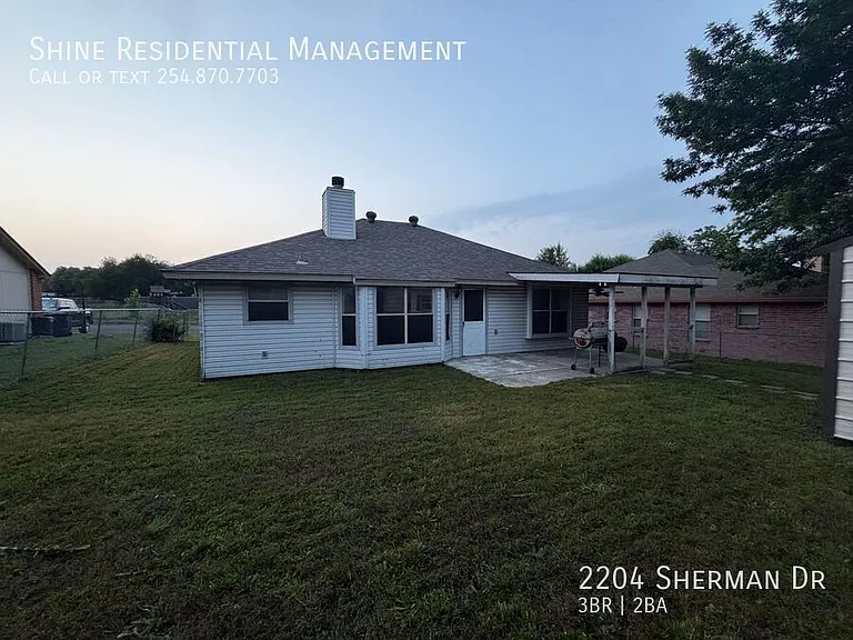 2204 Sherman Dr — Photo 24