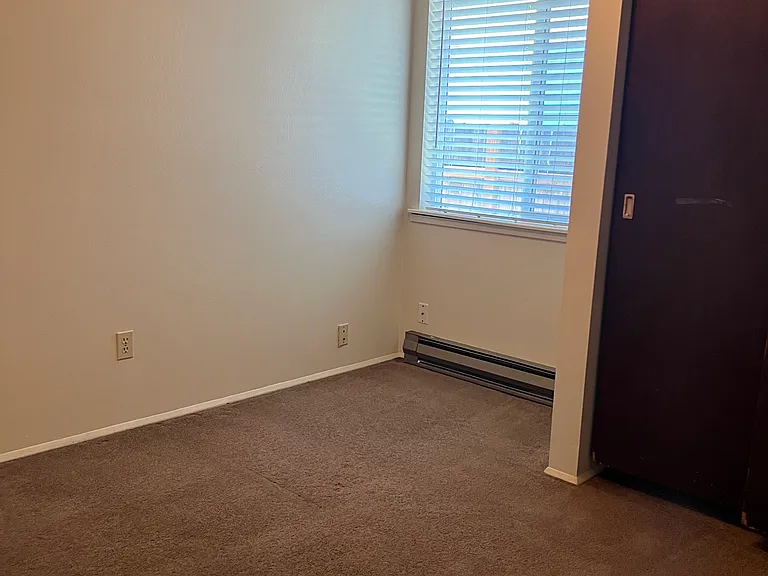 4720 Merlin St — Photo 14