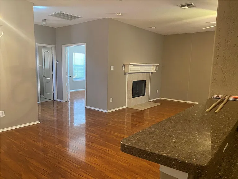 1717 Forsythe Dr — Photo 16