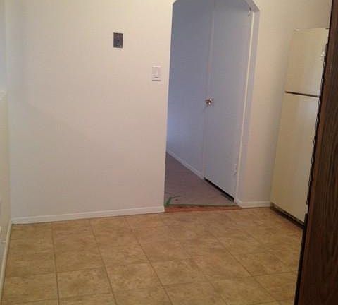 5th image of 32 Leona St