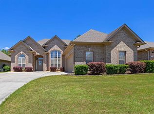 3034 Highview Ln, Calera, AL 35040