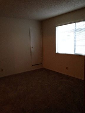 3rd image of 2719 I St APT 7