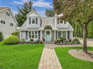 91 Spruce St, Midland Park Boro, NJ 07432