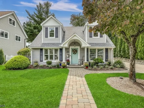 91 Spruce St, Midland Park Boro, NJ 07432