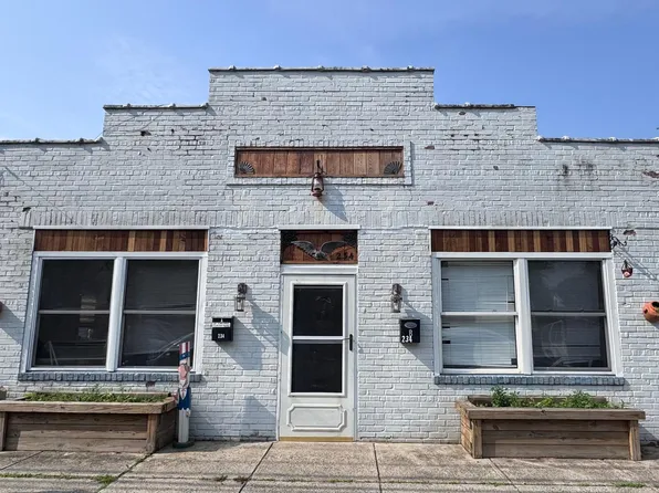 234 W 2nd St, Florence, NJ 08518