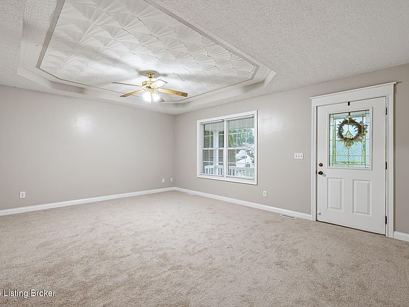5th image of 111 Chesapeake Trl