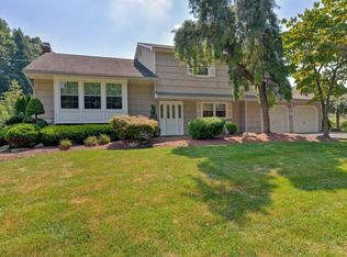 17 Prince Edward Rd, Morganville, NJ 07751