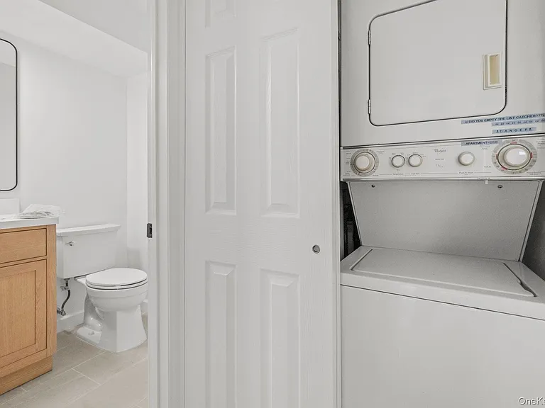 11 Woods Brooke Ln #1 — Photo 21