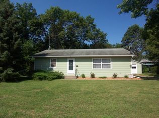 415 Henry Ave, Volga, SD 57071