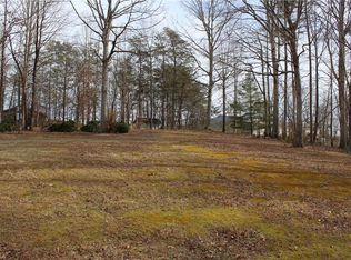 153 Jotish Dr, Pinnacle, NC 27043