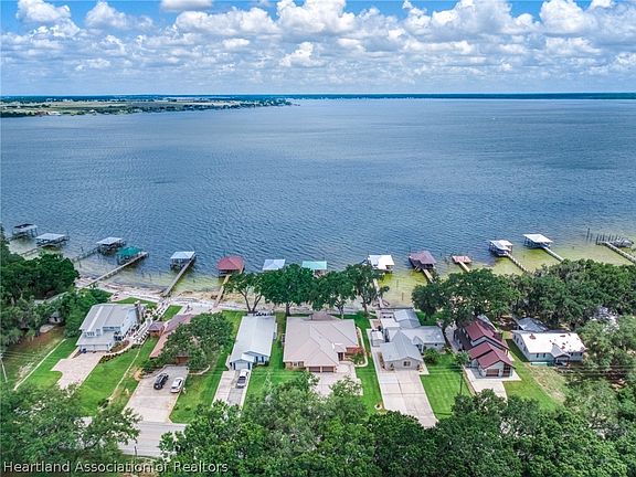 4th image of 616 Lake June Rd