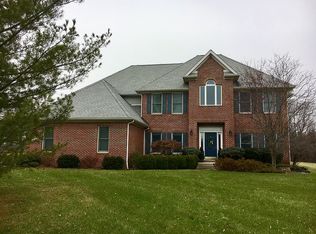 9306 Apple Crest Dr, Saline, MI