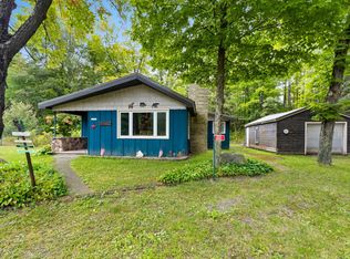 14982 Paya Lake Rd, Mountain, WI 54149