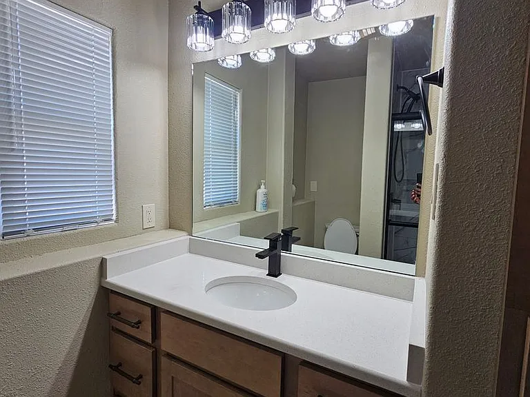 2764 SW Culver Hwy — Photo 6