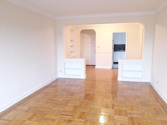 2nd image of 7272 112th St APT 6A