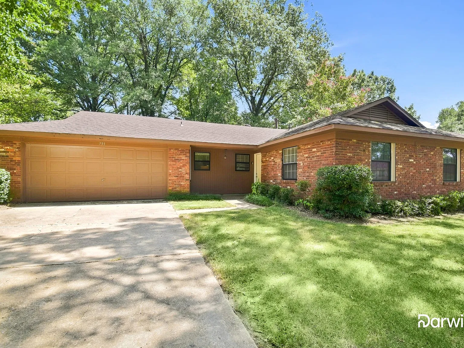 4 bed, 2.0 bath, 1410 sqft, $1,820 — Photo 2