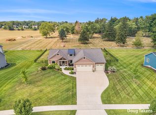 6077 Molli Dr, Allendale, MI 49401