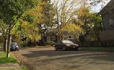 2nd image of 1035 NE Sumner St