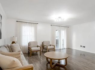 317 W 2nd St, Alburtis, PA 18011