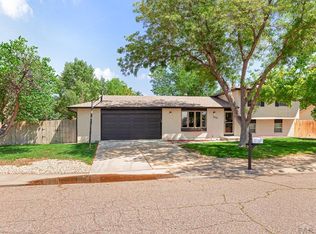 4201 Blueflax Dr, Pueblo, CO 81001