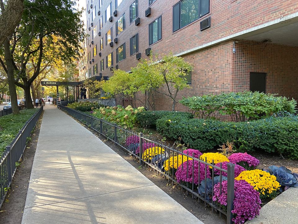 1st image of 3100 N Lake Shore Dr APT 412