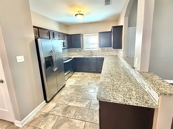 7558 Glen Laurel Way — Photo 4