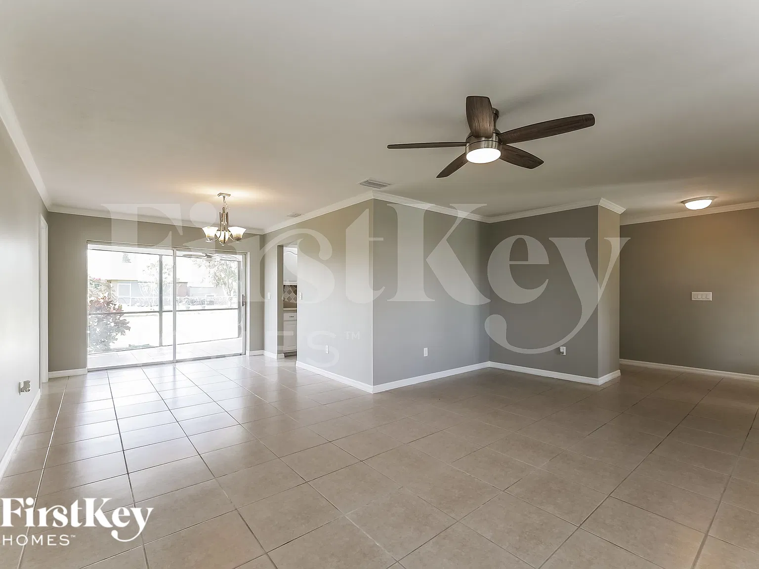 3 bed, 2.0 bath, 1685 sqft, $1,920 — Photo 3