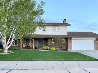 4014 Sugarberry Rd, North Platte, NE 69101