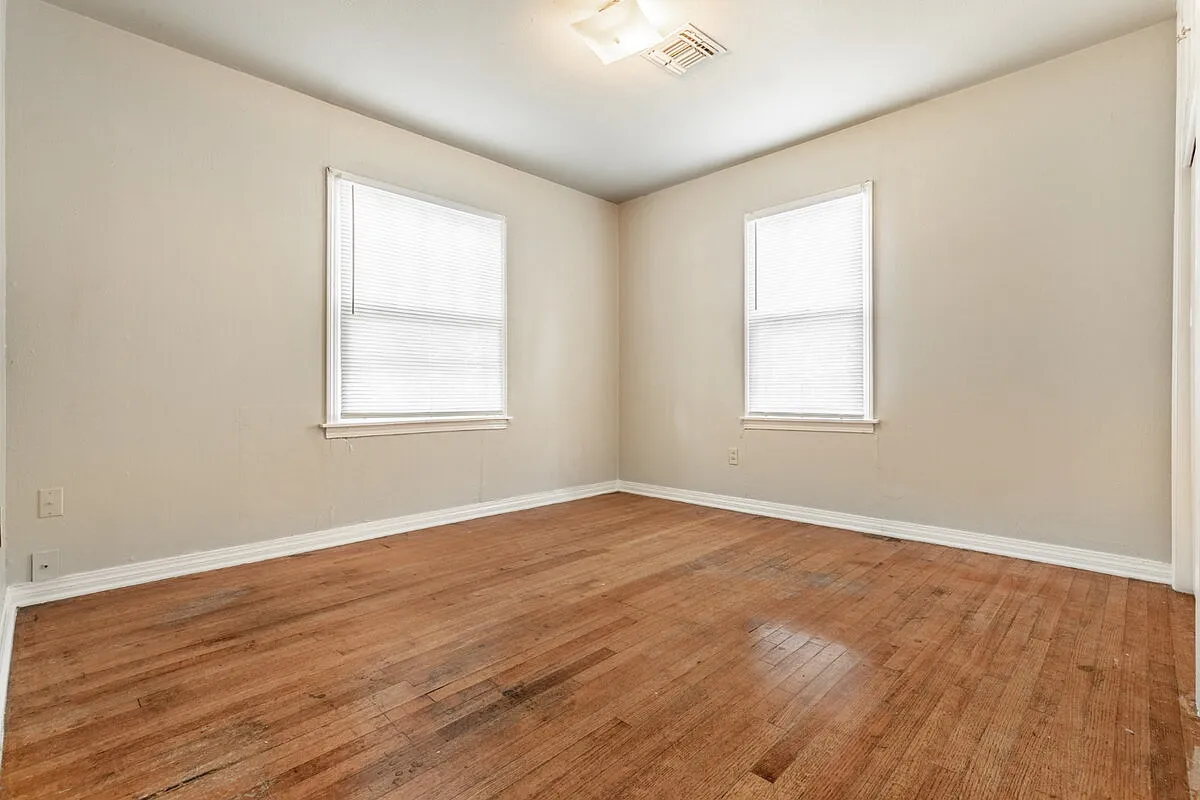 2 bed, 1.0 bath, 938 sqft, $995 — Photo 4